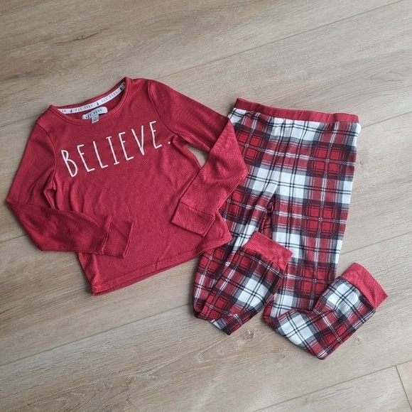 Gender Neutral crimson Christmas Pajama preschool size 6 EUC - Picture 1 of 12